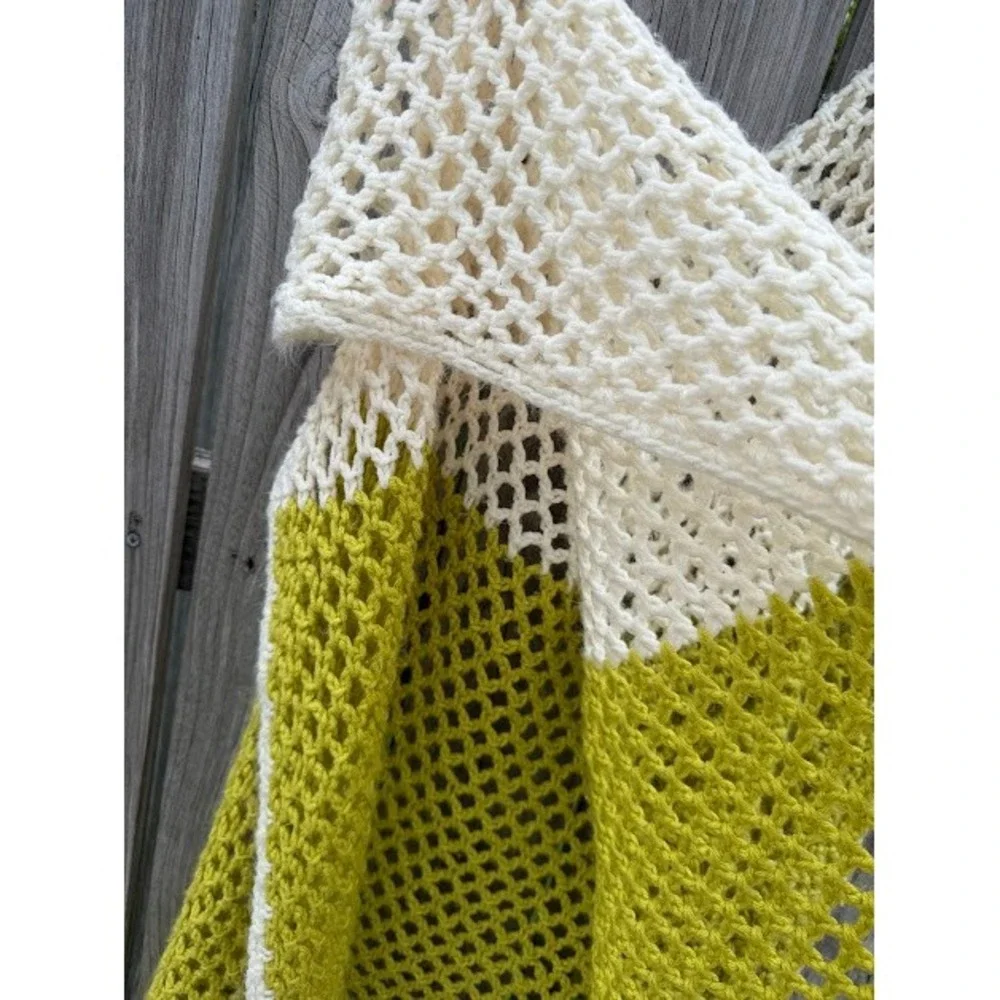 Boho Handmade Crochet Baby Blanket OS Green Cream Colorblock Mesh Knit Throw